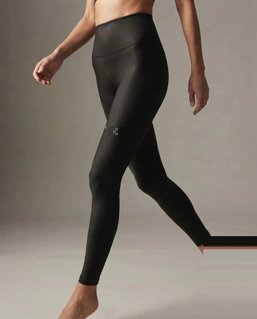 Aero Lightweight Legging — Black