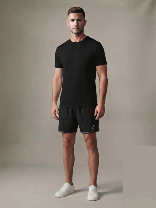Aero Run Short in Black